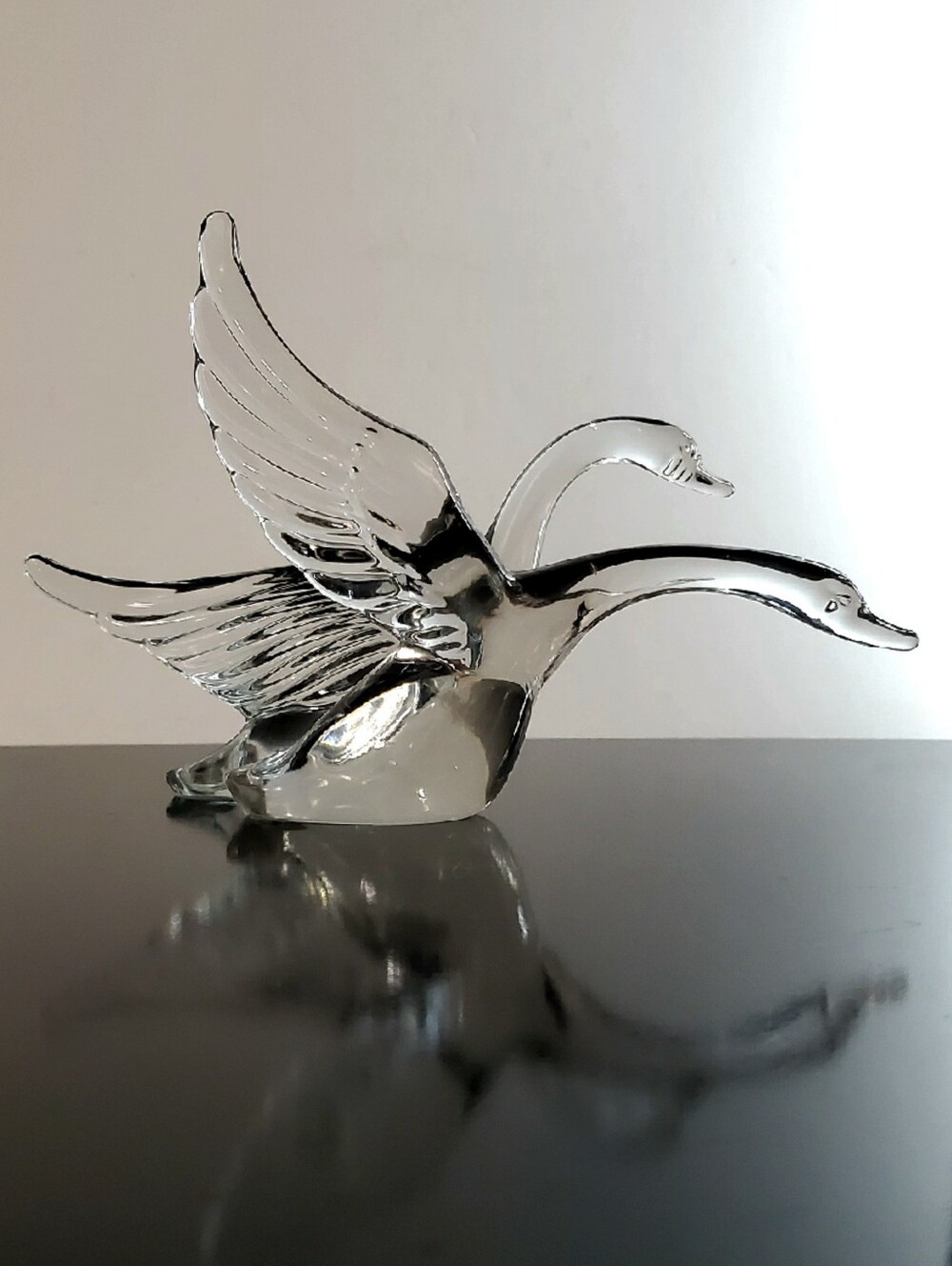 (2) Heisey Blown Clear Crystal Geese In Motion Figurines by Imperial Glass - Picture 9 of 16